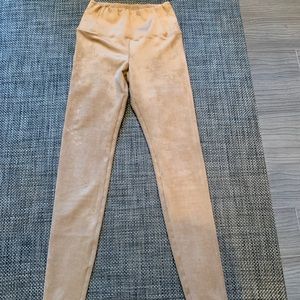 Aritzia - Wilfred Free suede leggings